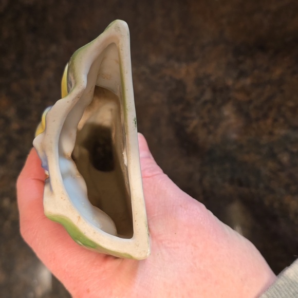 Vintage Iris Wall Vase - Picture 3 of 3